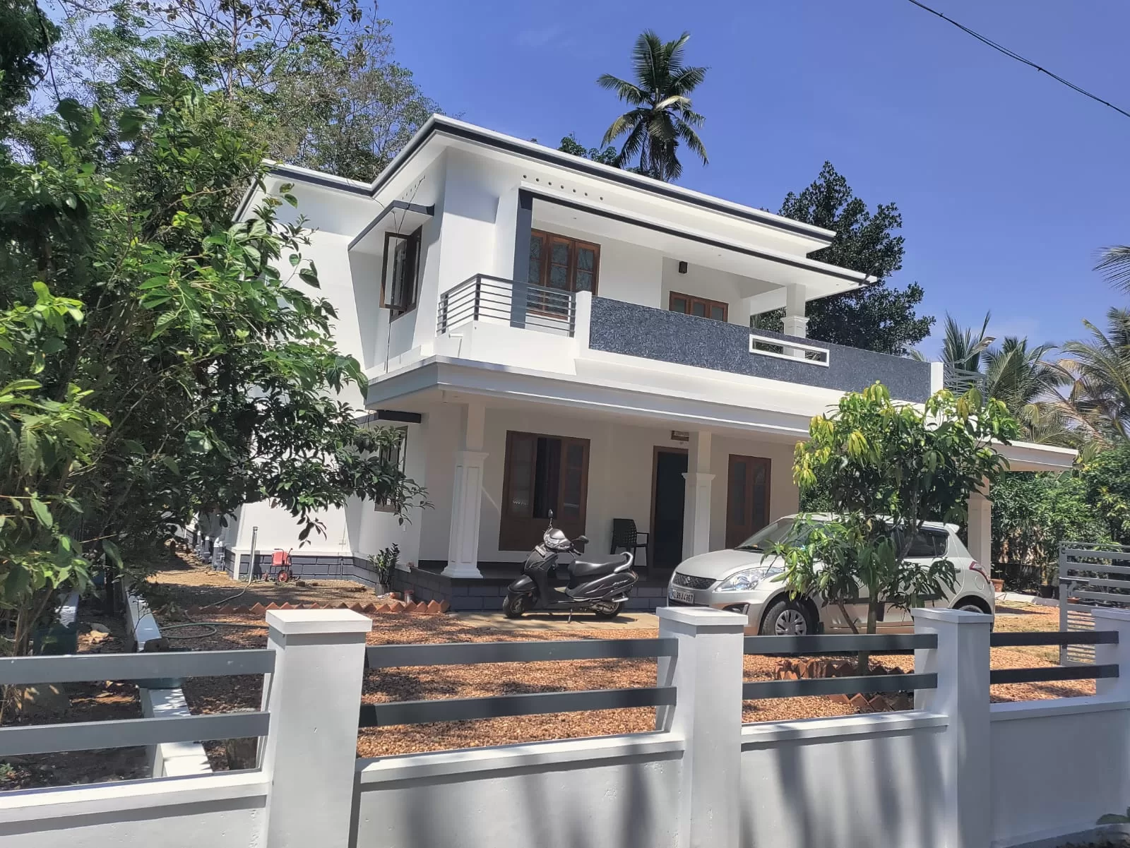 House for Sale (2100Sqft+ 15 Cents) Near Kallittunada Junction, Kidangoor – Ayarkunnam Road