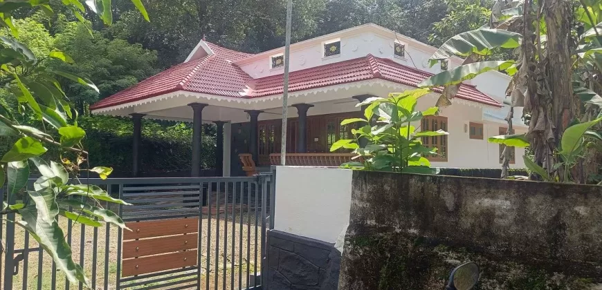 2 Bedroom House for Sale at Kummannoor